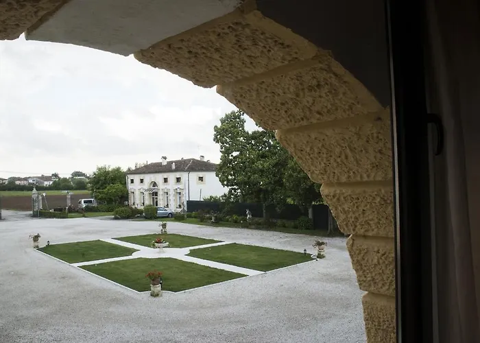 レジデンス カ ベレガーナ ゲストハウス